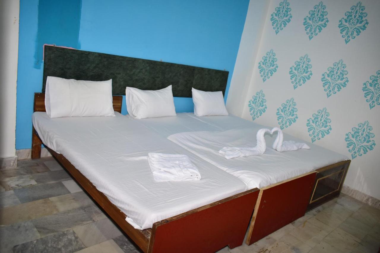 Sandhya Guest House Varanasi Near Ganga River 外观 照片