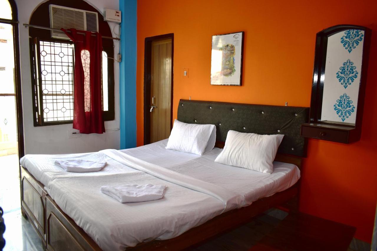 Sandhya Guest House Varanasi Near Ganga River 外观 照片