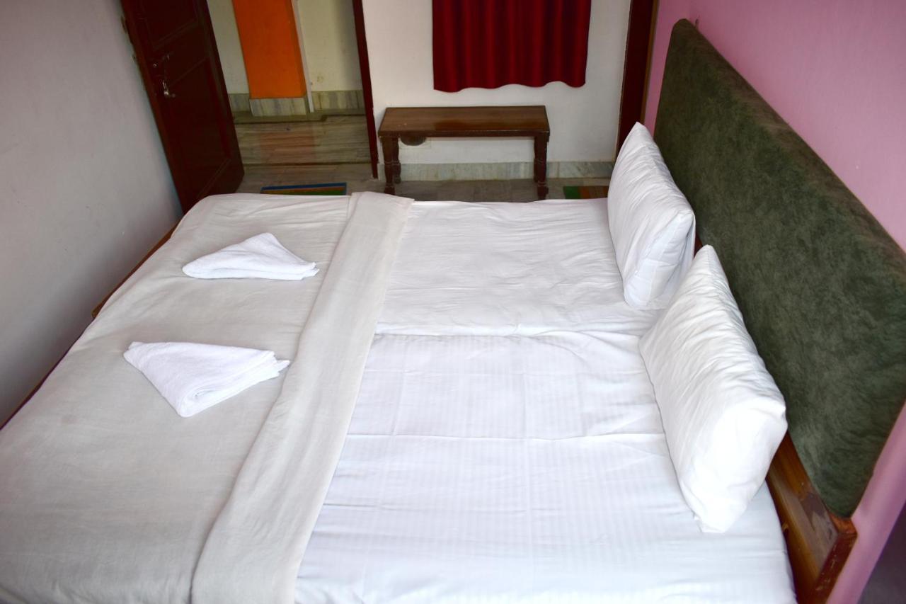 Sandhya Guest House Varanasi Near Ganga River 外观 照片
