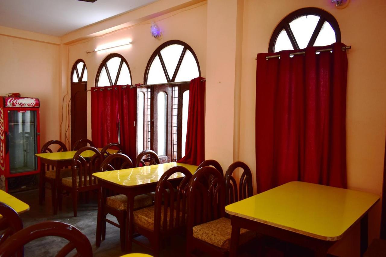 Sandhya Guest House Varanasi Near Ganga River 外观 照片