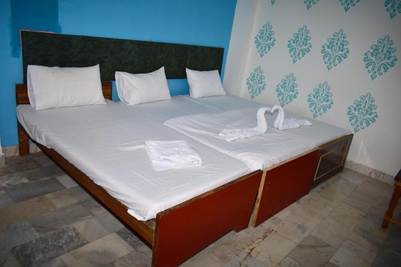 Sandhya Guest House Varanasi Near Ganga River 外观 照片