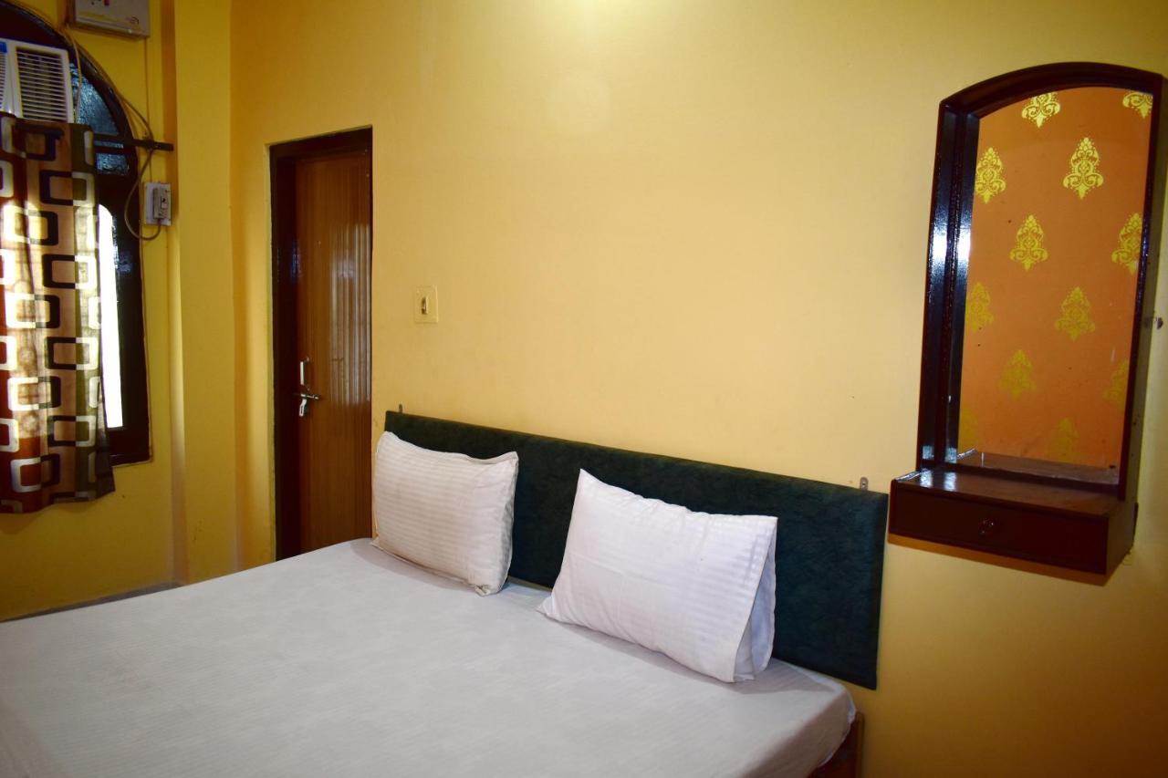Sandhya Guest House Varanasi Near Ganga River 外观 照片