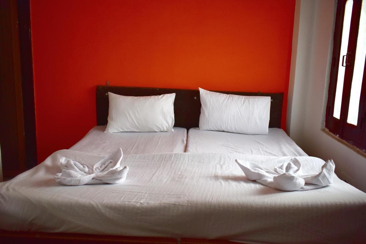 Sandhya Guest House Varanasi Near Ganga River 外观 照片