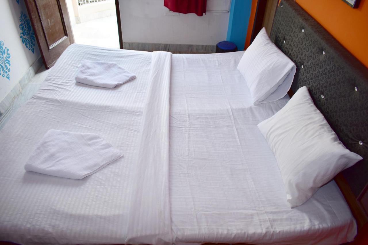 Sandhya Guest House Varanasi Near Ganga River 外观 照片