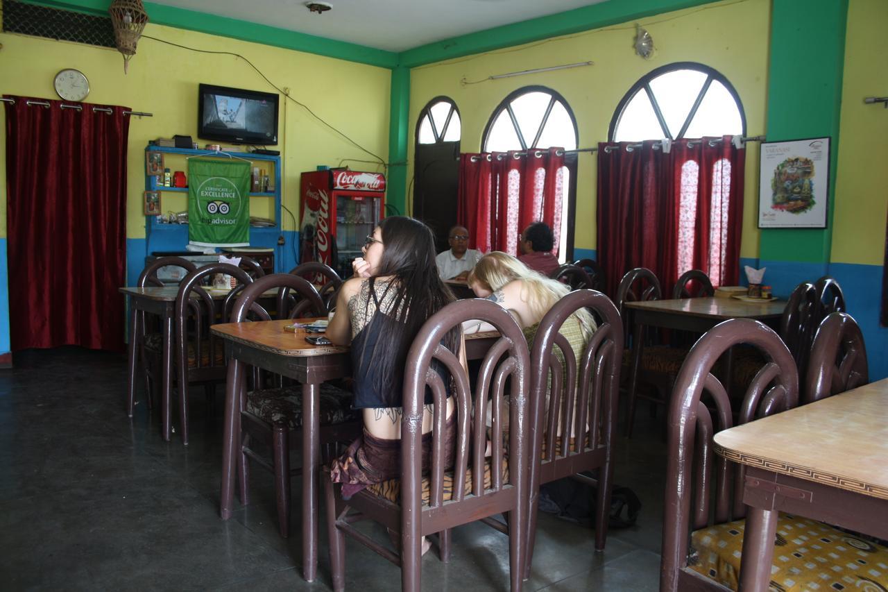 Sandhya Guest House Varanasi Near Ganga River 外观 照片